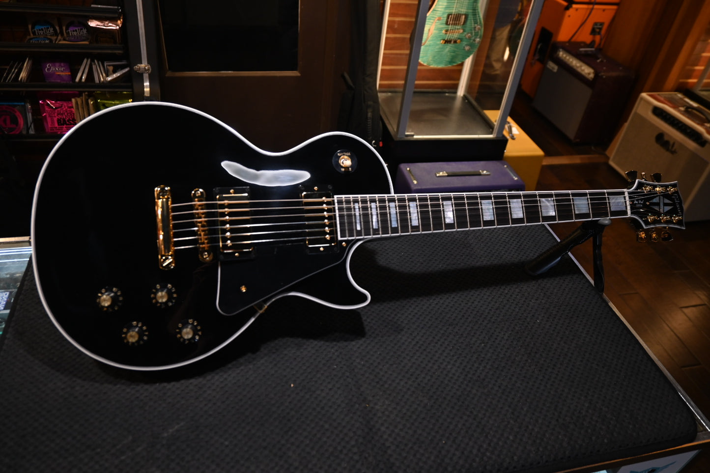 Gibson Les Paul Custom ‘70s - Ebony Guitar #0106