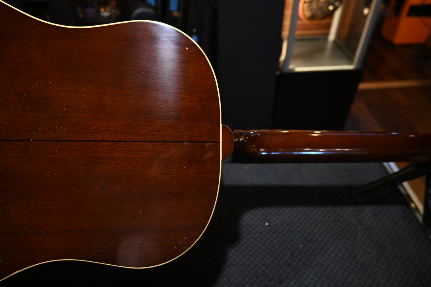 Gibson Custom Shop 1942 Banner J-45 Murphy Lab Heavy Aged - Vintage Sunburst Guitar #6048