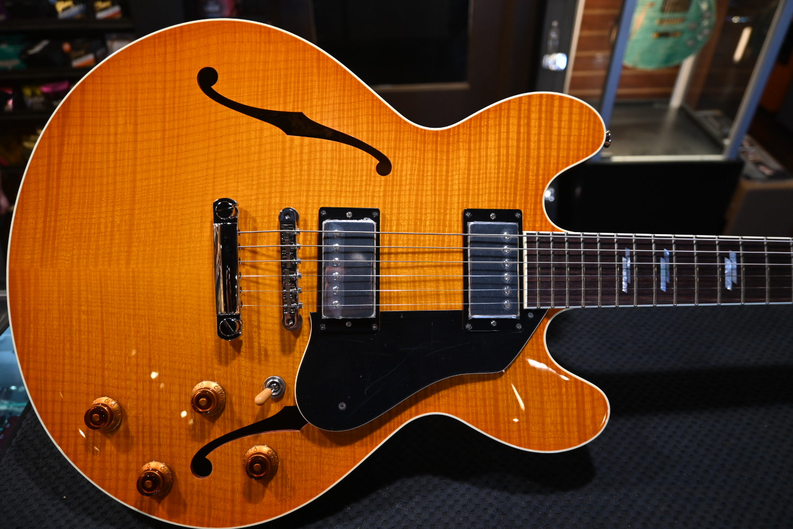 Collings I-35 - Amber Sunburst Guitar #1277 - Danville Music