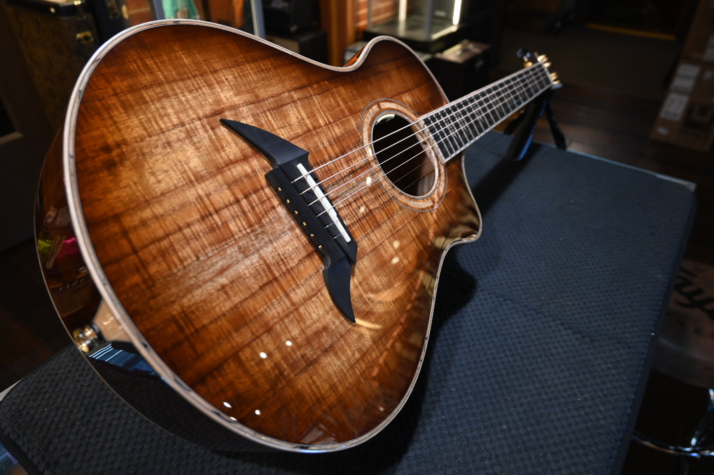 Breedlove Legacy Companion Shadowburst CE LTD 2024 Guitar #9560 - Danville Music