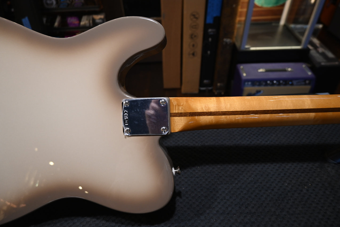 Fender Limited Edition Vintera II ‘60s Telecaster - Antigua Guitar