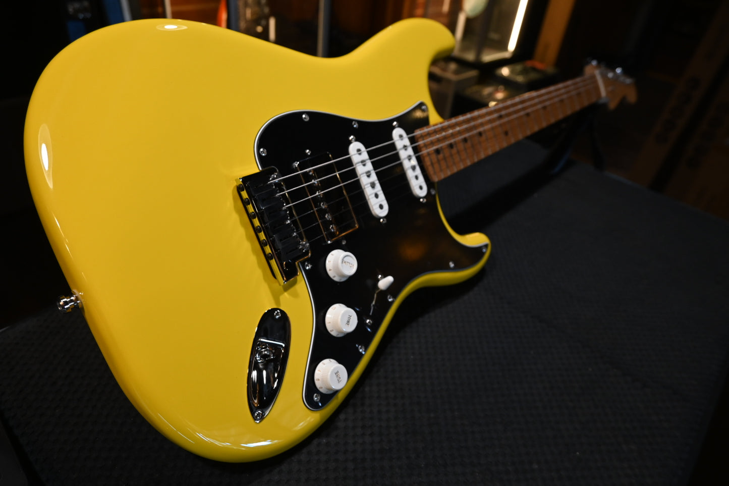 Fender Limited Edition American Ultra II Stratocaster - Graffiti Yellow Guitar #0728