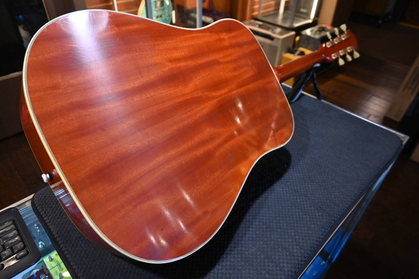 Gibson Custom Shop 1960 Hummingbird Heavy Aged 2025 - Washed Cherry Sunburst Guitar #5028 - Danville Music