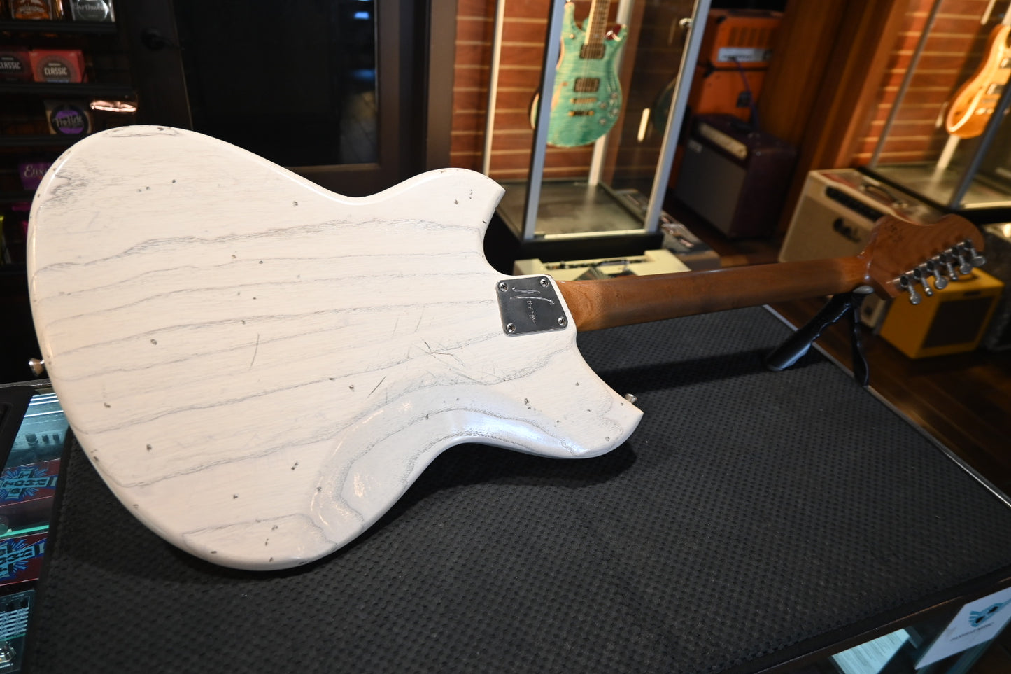 Novo Nucleus Miris J - Mary Kaye White Guitar #6188 - Danville Music