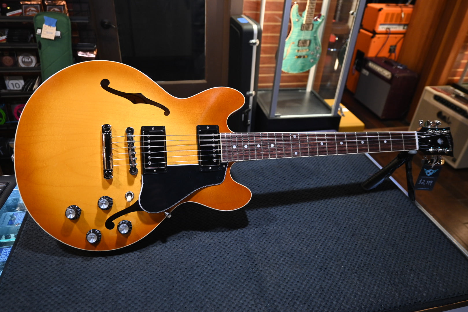 Gibson ES-339 Honeyburst Guitar 0272 | Danville Music