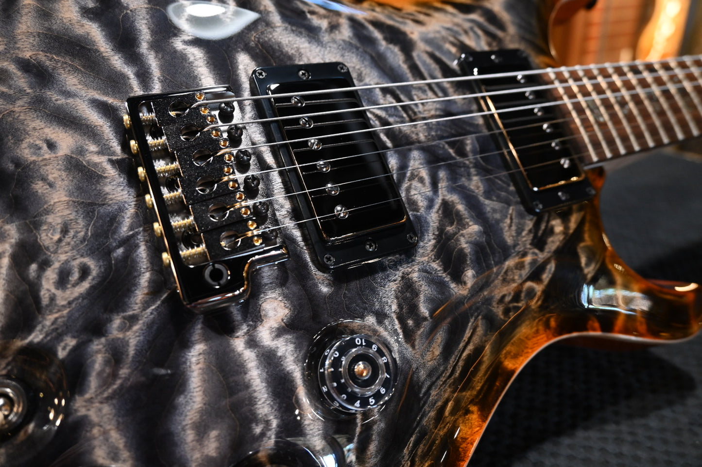 PRS Wood Library DGT 10-Top Quilt - Burnt Maple Leaf Guitar #2067 - Danville Music