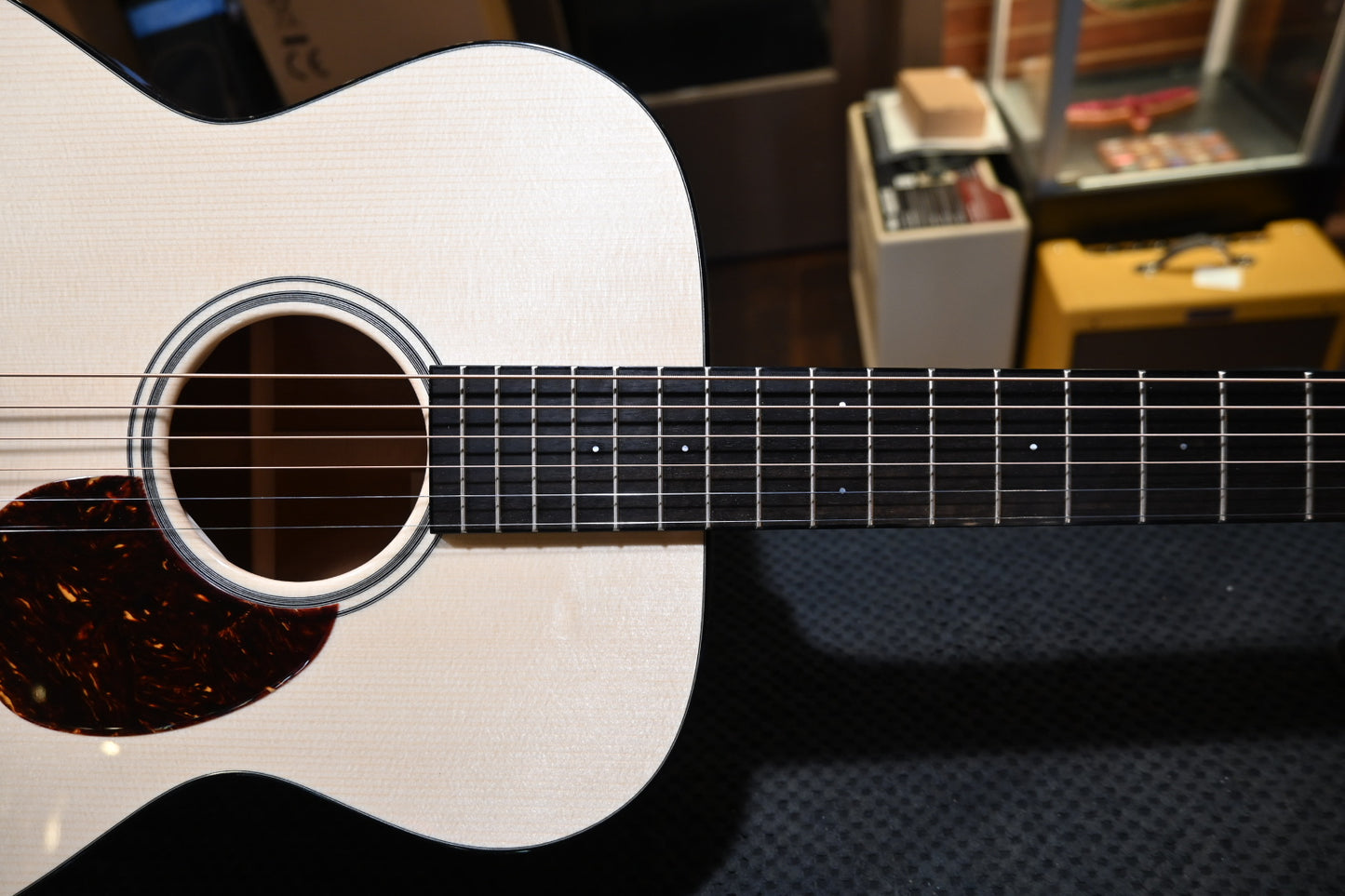 Santa Cruz OM/Pre War German Spruce/Mahogany Guitar #6531