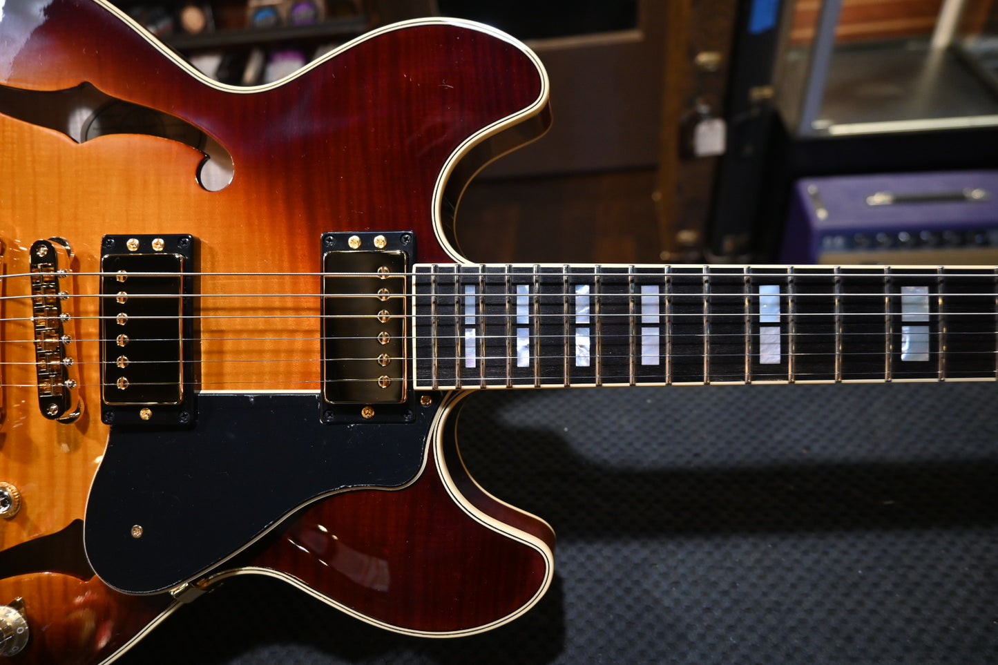 Yamaha SA2200 - Violin Sunburst Guitar #052E