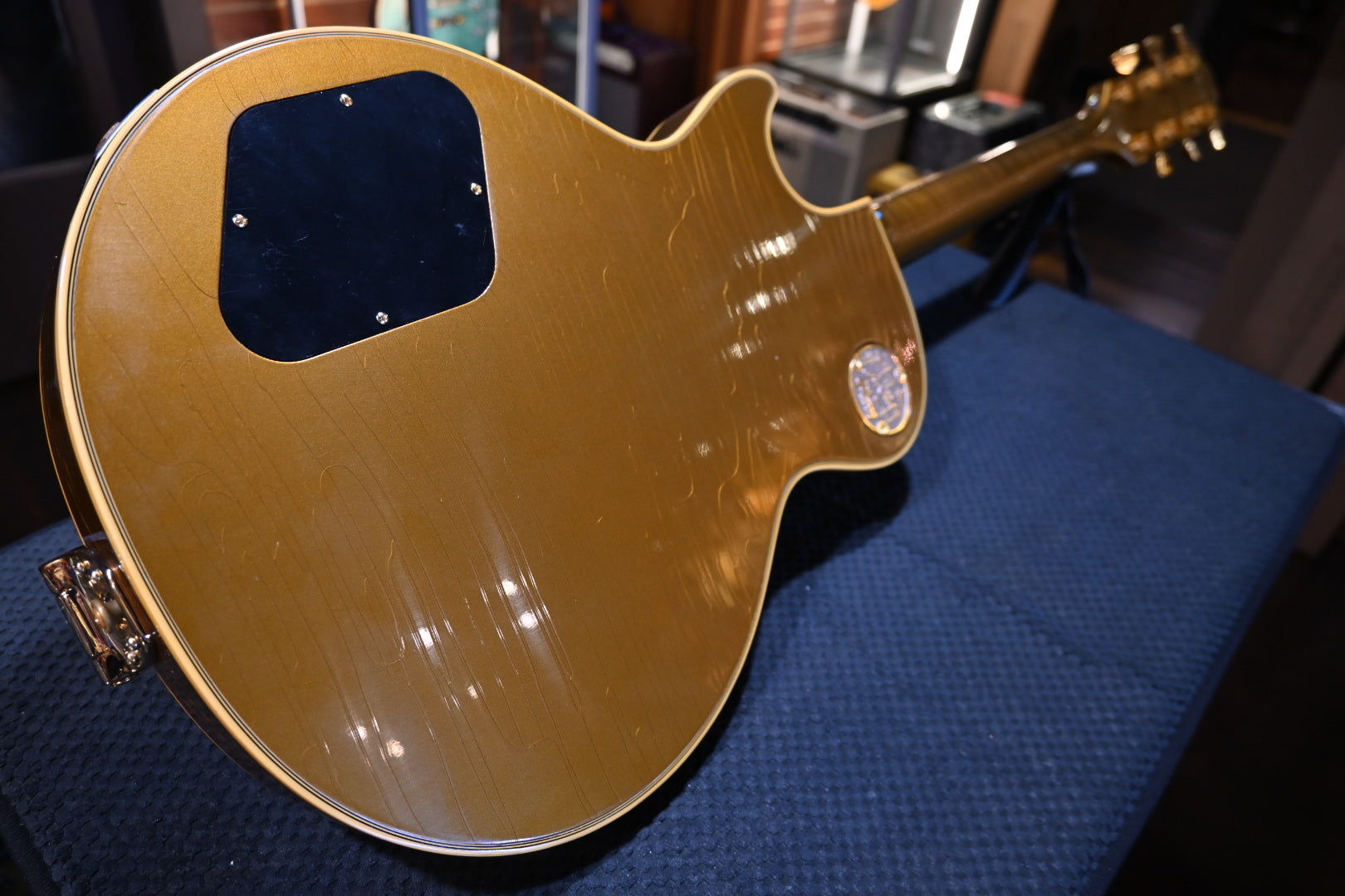 Gibson Custom Shop 1968 Les Paul Standard Reissue Bigsby Ultra Light Aged - Double Gold Guitar #1138 - Danville Music