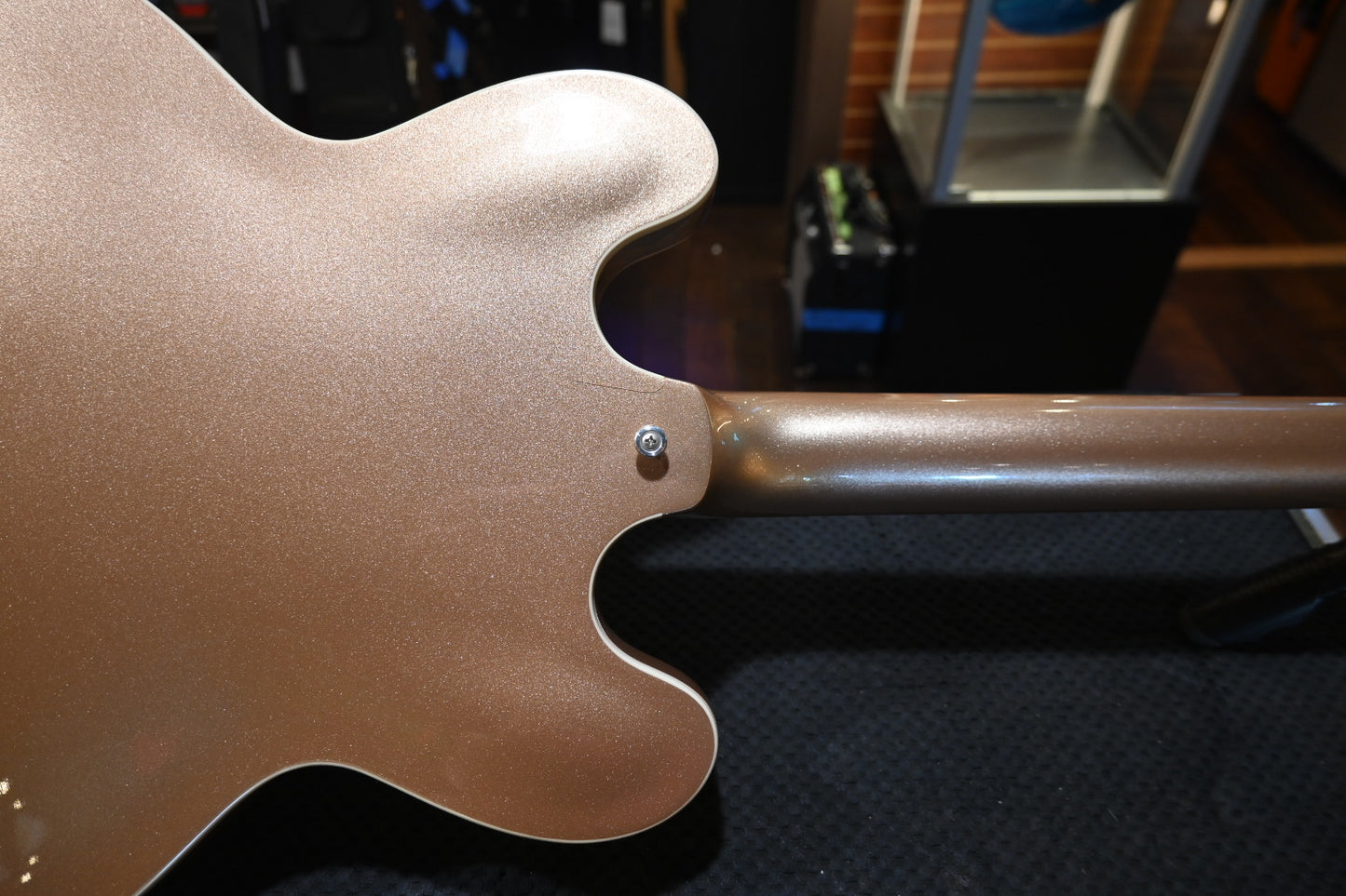 Gibson Dave Grohl DG-335 2014 - Metallic Gold Guitar #118 - Danville Music