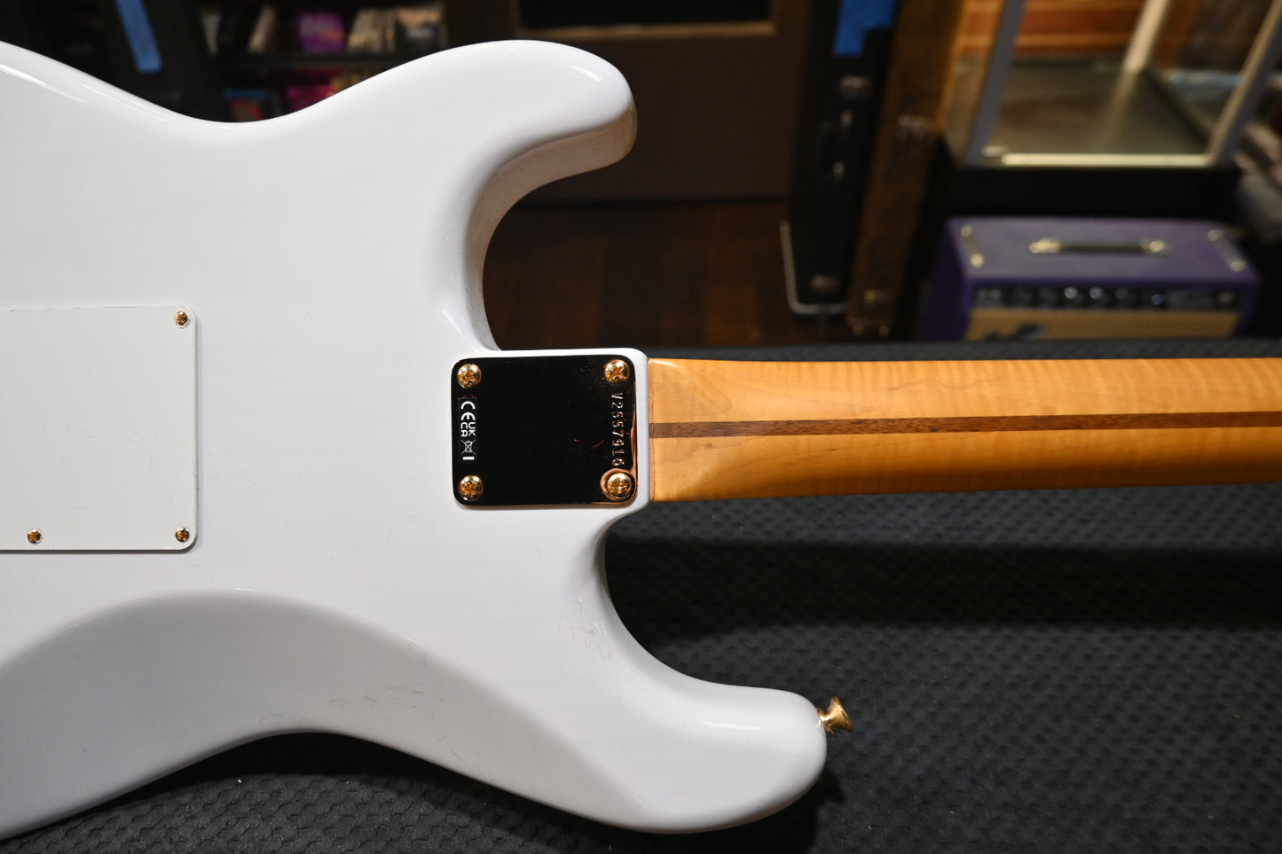 Fender Limited Edition American Vintage II 1957 Stratocaster - White Blonde Guitar #7910