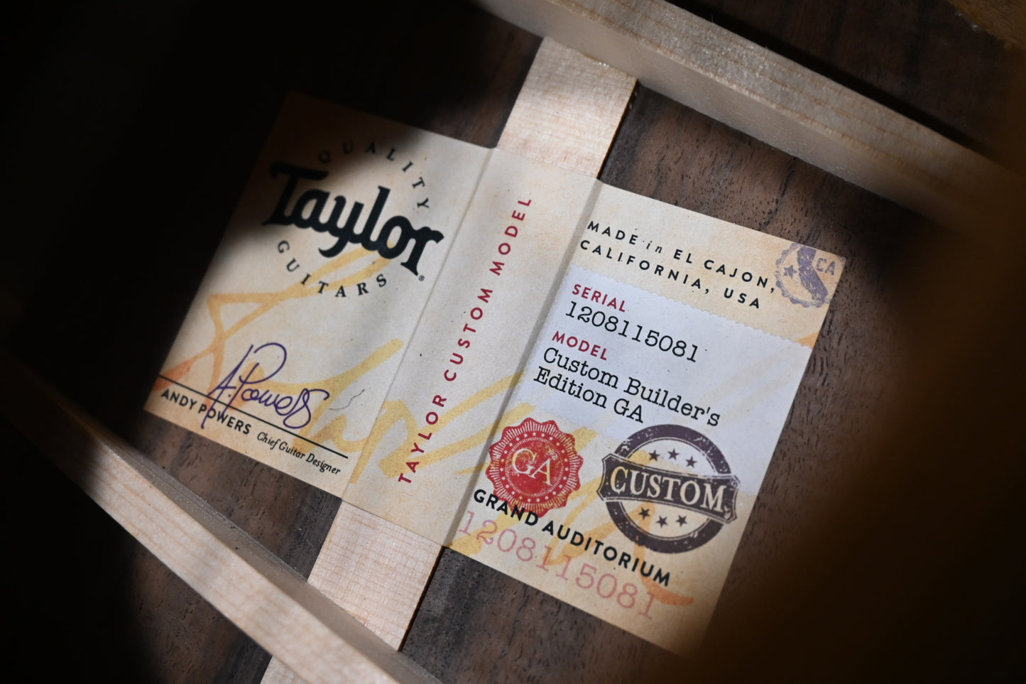 Taylor Custom Builder’s Edition GA Torrefied Spruce/AA Walnut Guitar #5081