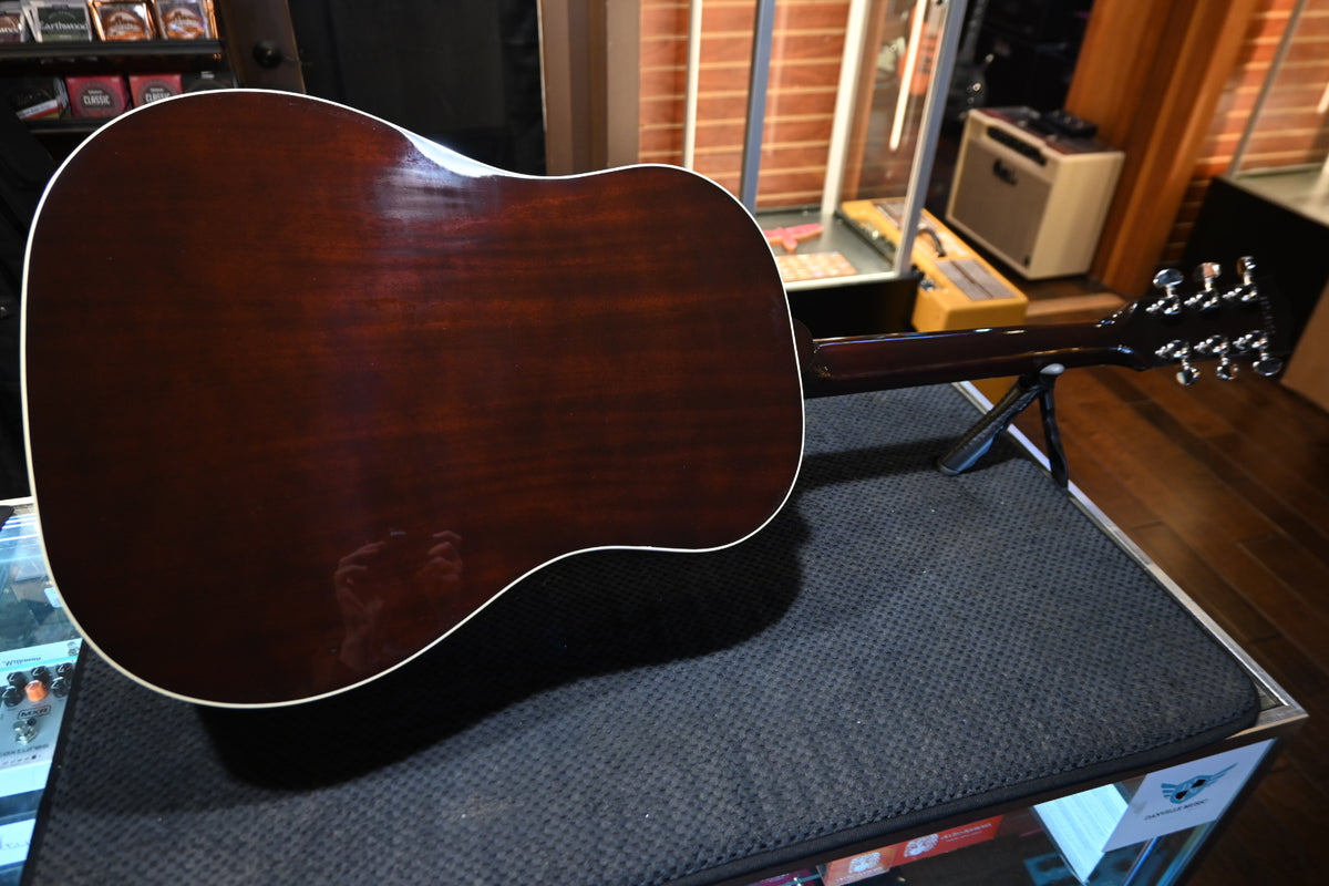 Gibson J-45 Standard - Vintage Sunburst Guitar #6100