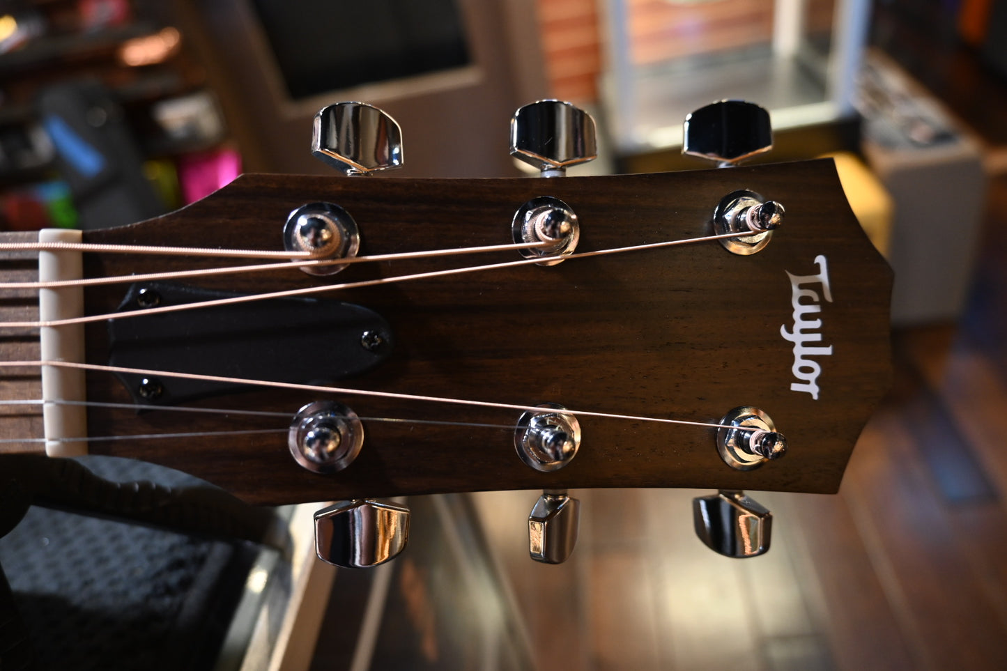 Taylor 112ce Special Edition - Honeyburst Guitar #6499