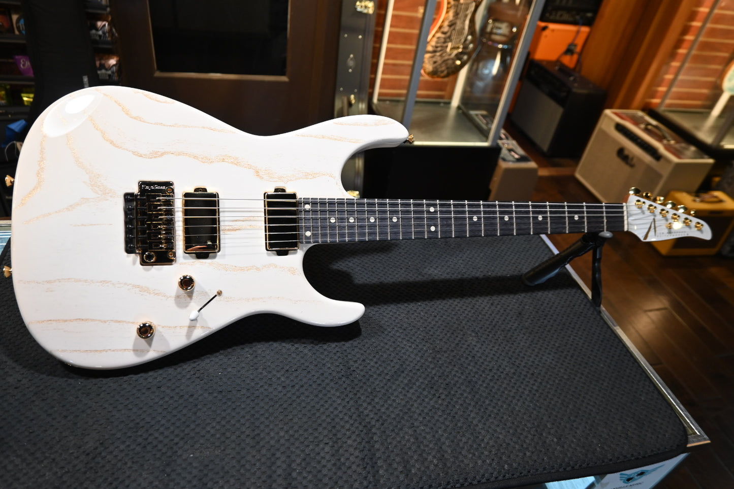Tom Anderson Angel Player - White with Gold Doghair Guitar #926P