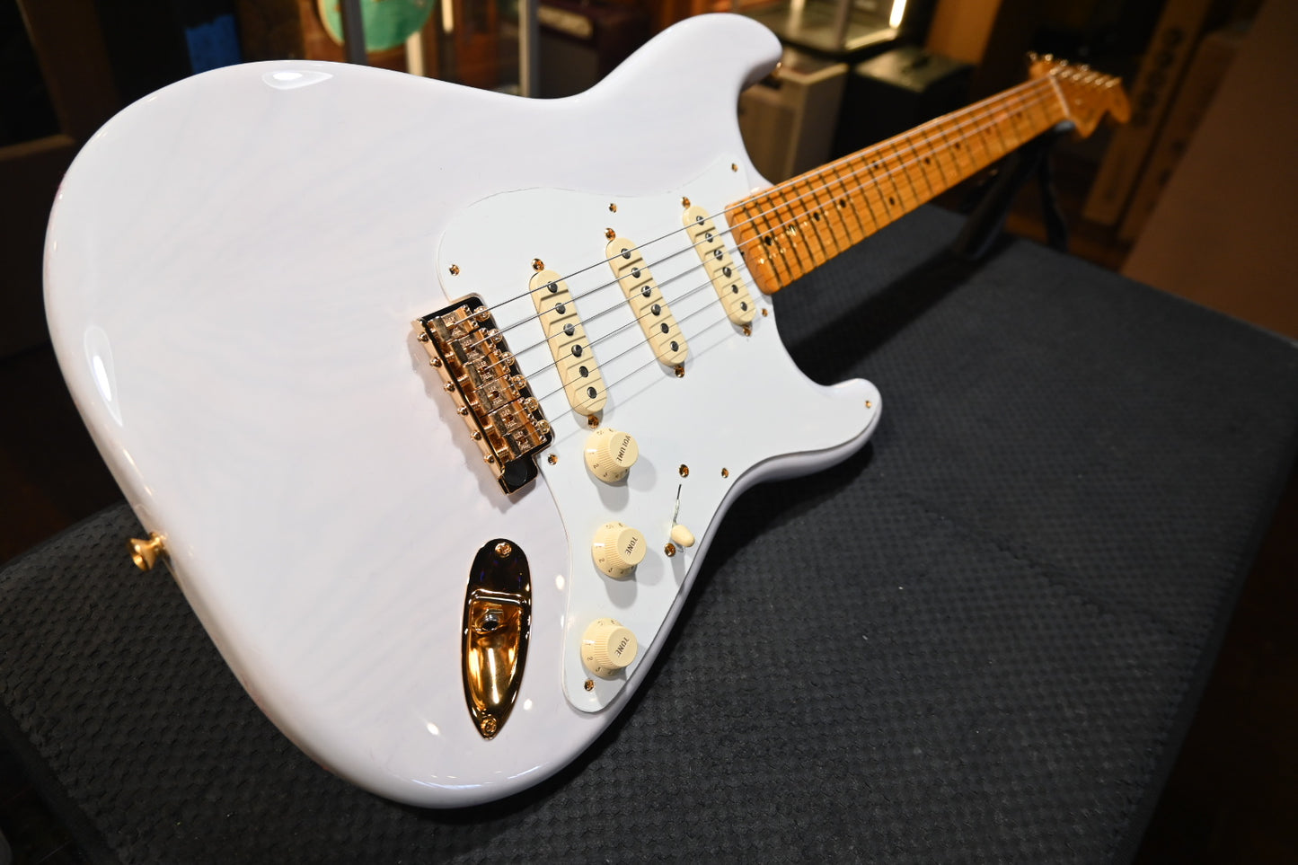 Fender Limited Edition American Vintage II 1957 Stratocaster - White Blonde Guitar #7911