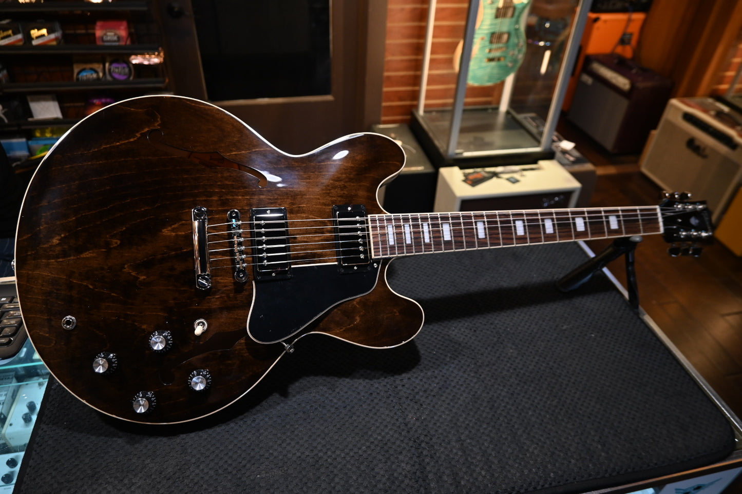 Gibson ES-335 ‘60s - Dark Walnut Guitar #0114 - Danville Music