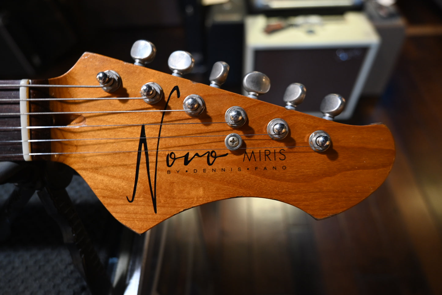 Novo Miris J - Amber Guitar #6484 - Danville Music