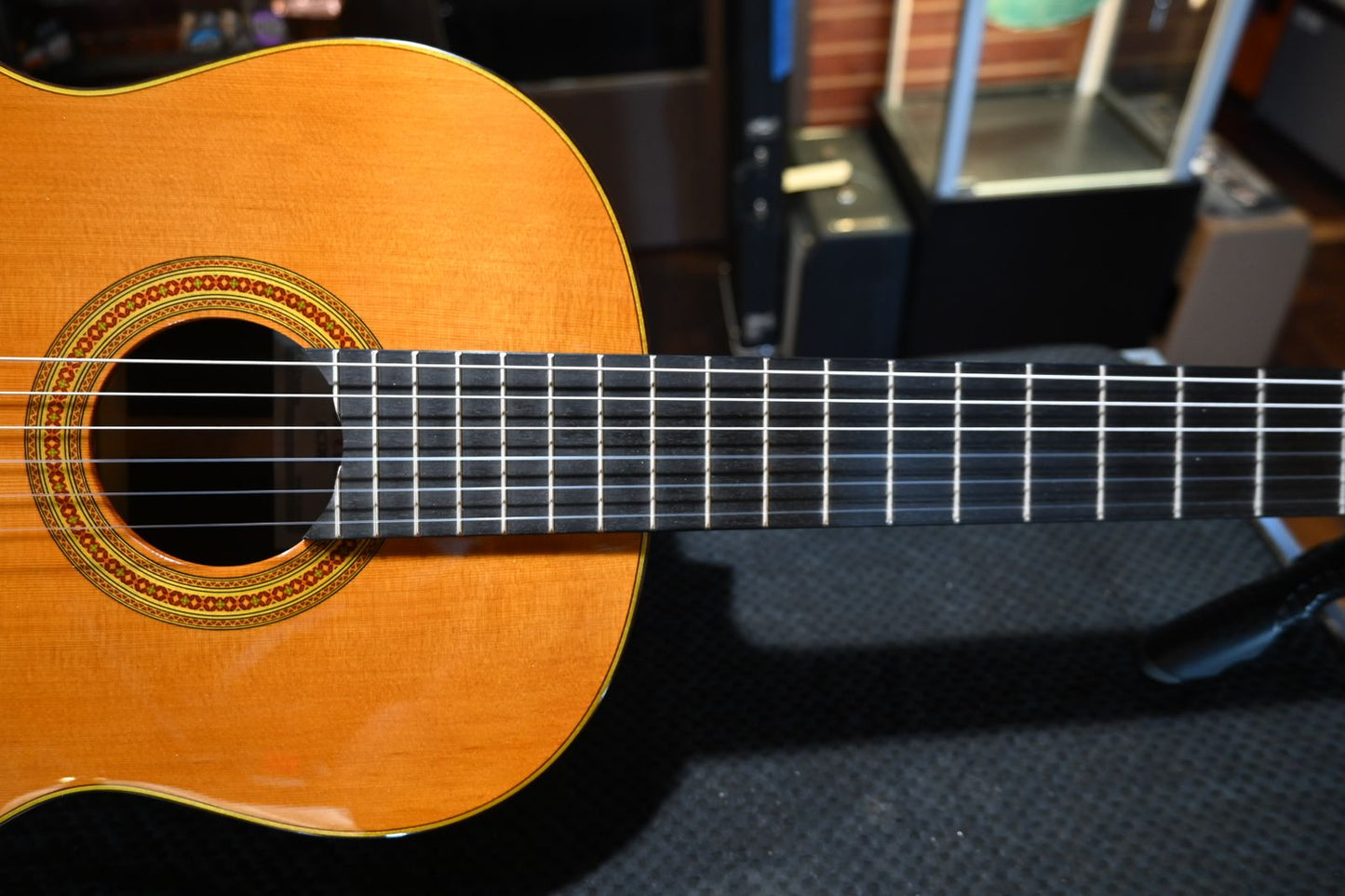 Yamaha GC32C Classical Guitar #744A