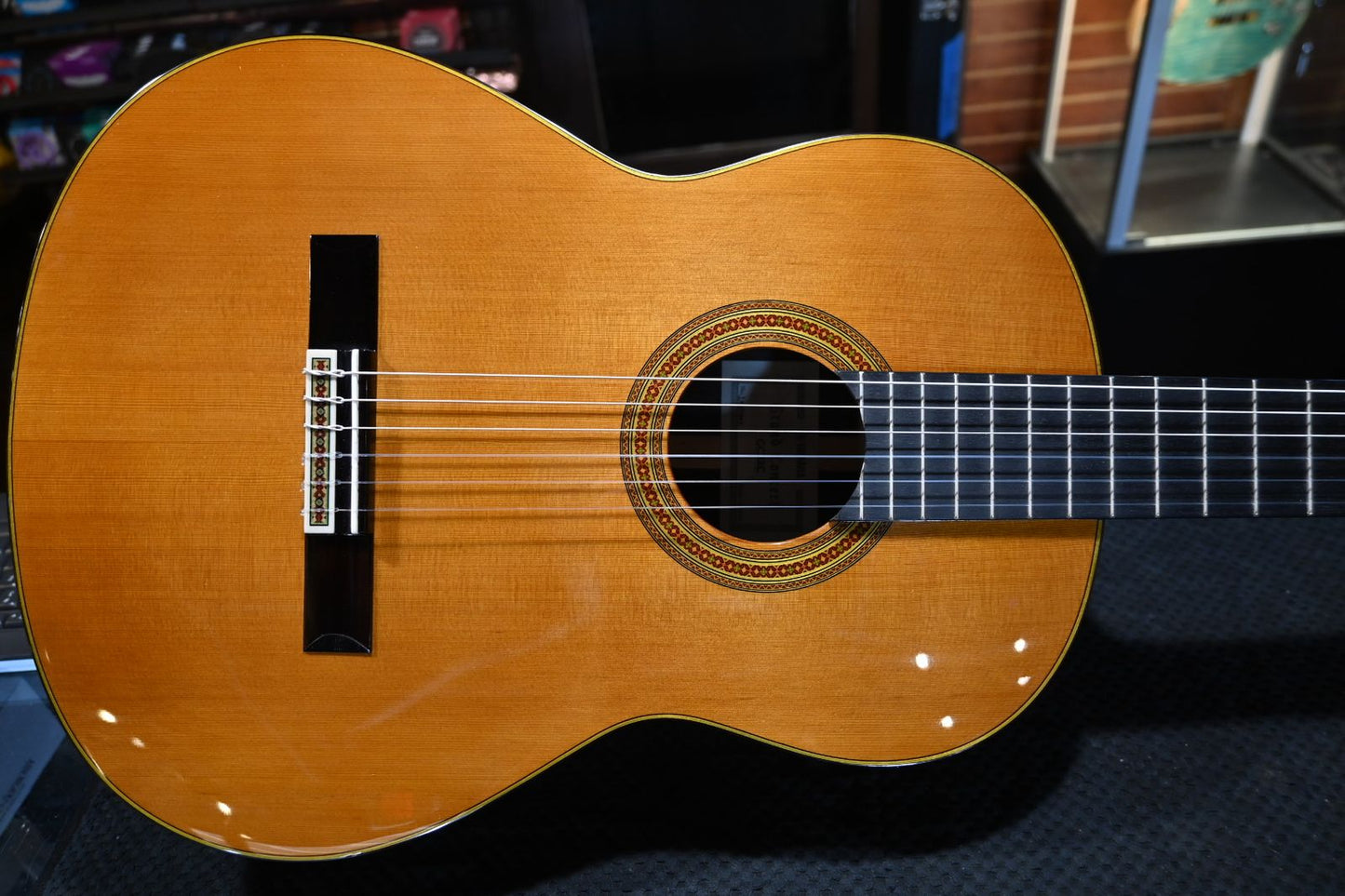 Yamaha GC32C Classical Guitar #744A