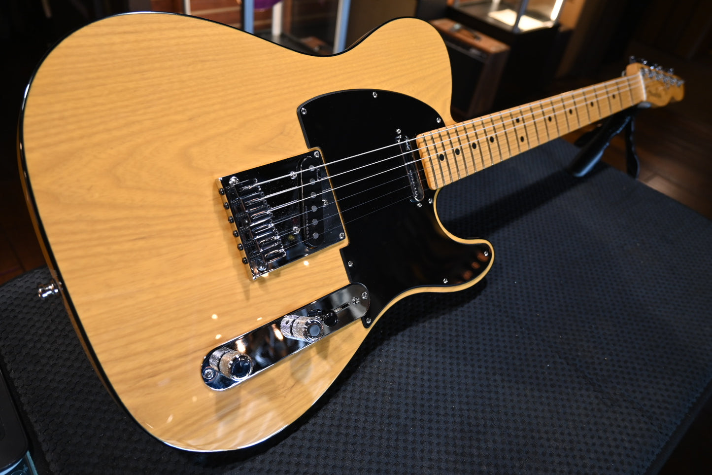 Fender American Ultra Telecaster 2022 - Butterscotch Blonde Guitar #9217 - Danville Music