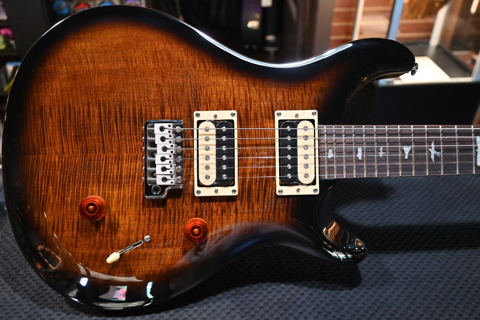 PRS SE Custom 24 - Black Gold Sunburst Guitar #8282 - Danville Music