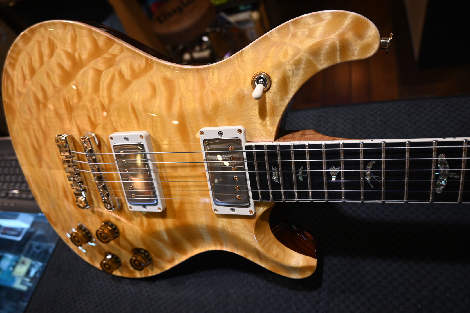 PRS Wood Library McCarty 594 10-Top Quilt Swamp Ash Torr. Maple Neck - Honey Guitar #9295 - Danville Music
