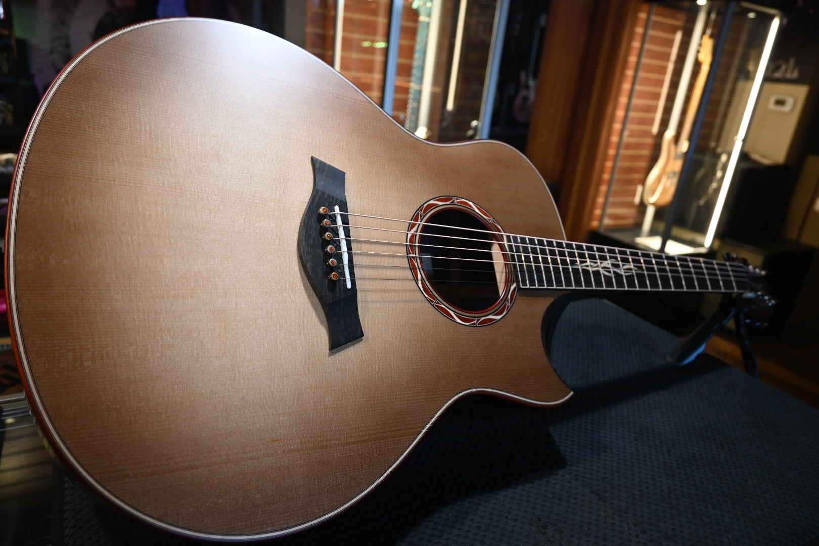 Taylor Custom GS Grand Symphony Lutz Spruce/Indian Rosewood - Wild Honey Burst Guitar Catch #16 with a buy a GS Mini for $199 Promo! - Danville Music
