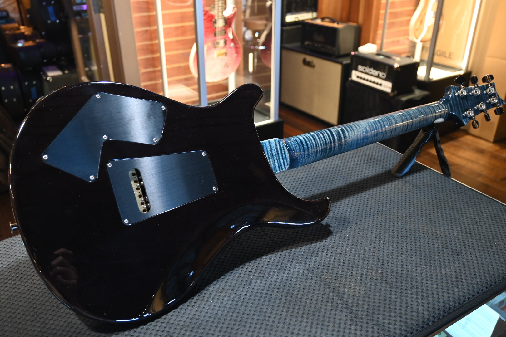PRS Wood Library Modern Eagle V 10-Top Quilt Figured Maple Neck - Faded Whale Blue/Charcoal Back Guitar #9652 - Danville Music