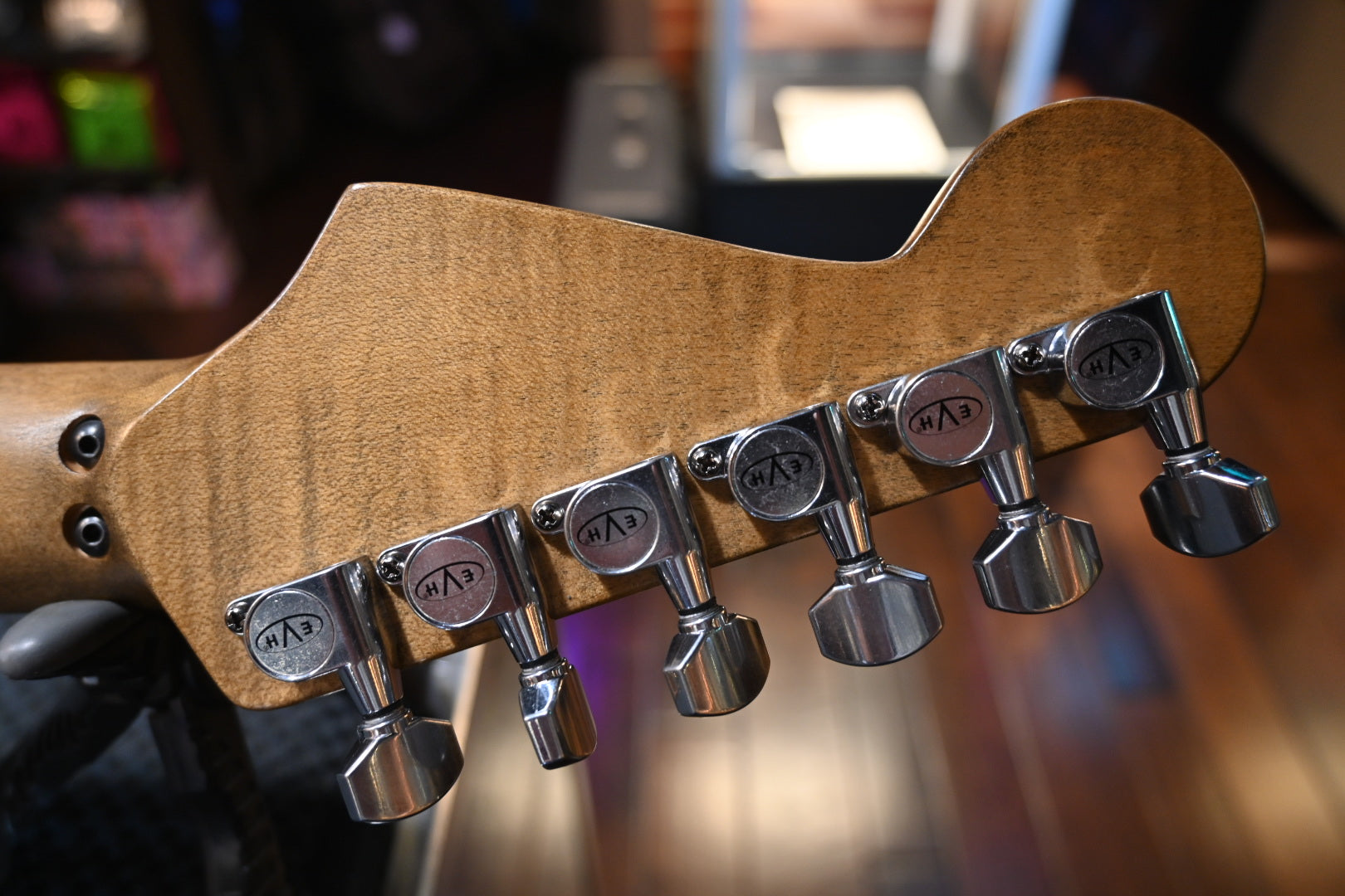EVH Striped Series Frankenstein Relic Guitar #8565 PRE-OWNED - Danville Music