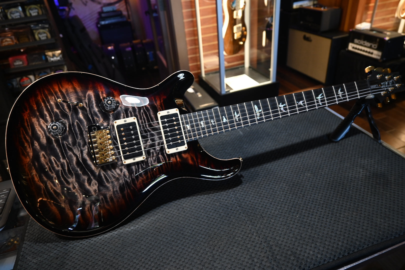 PRS Wood Library Custom 24 Lefty 10-Top Quilt One Piece Top - Charcoal Tri-Color Burst Guitar #0411 - Danville Music