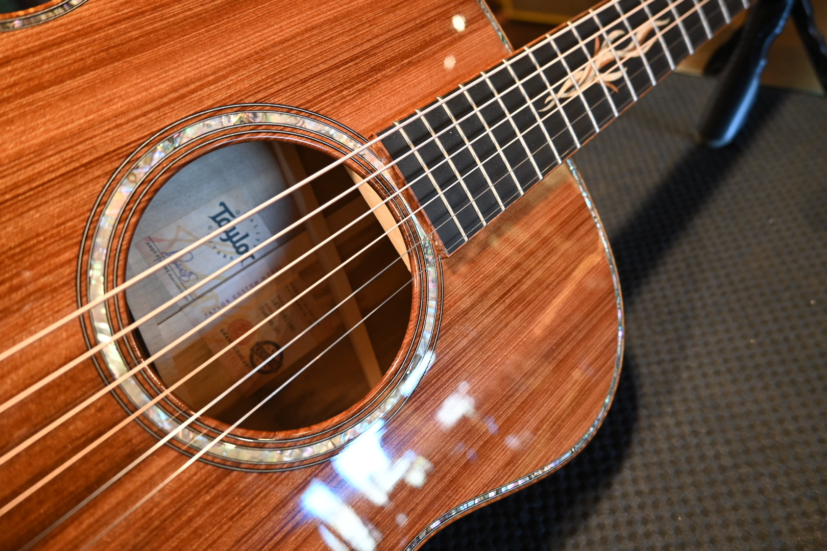 Taylor Custom GC Grand Concert Sinker Redwood/Sassafras - Shaded Edge Burst #1180 USED - Danville Music