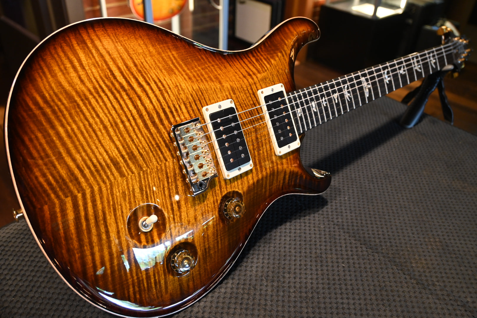 PRS Paul Reed Smith Custom 24 10-Top Curly Maple Stained Neck - Black Gold Burst #1887 - Danville Music
