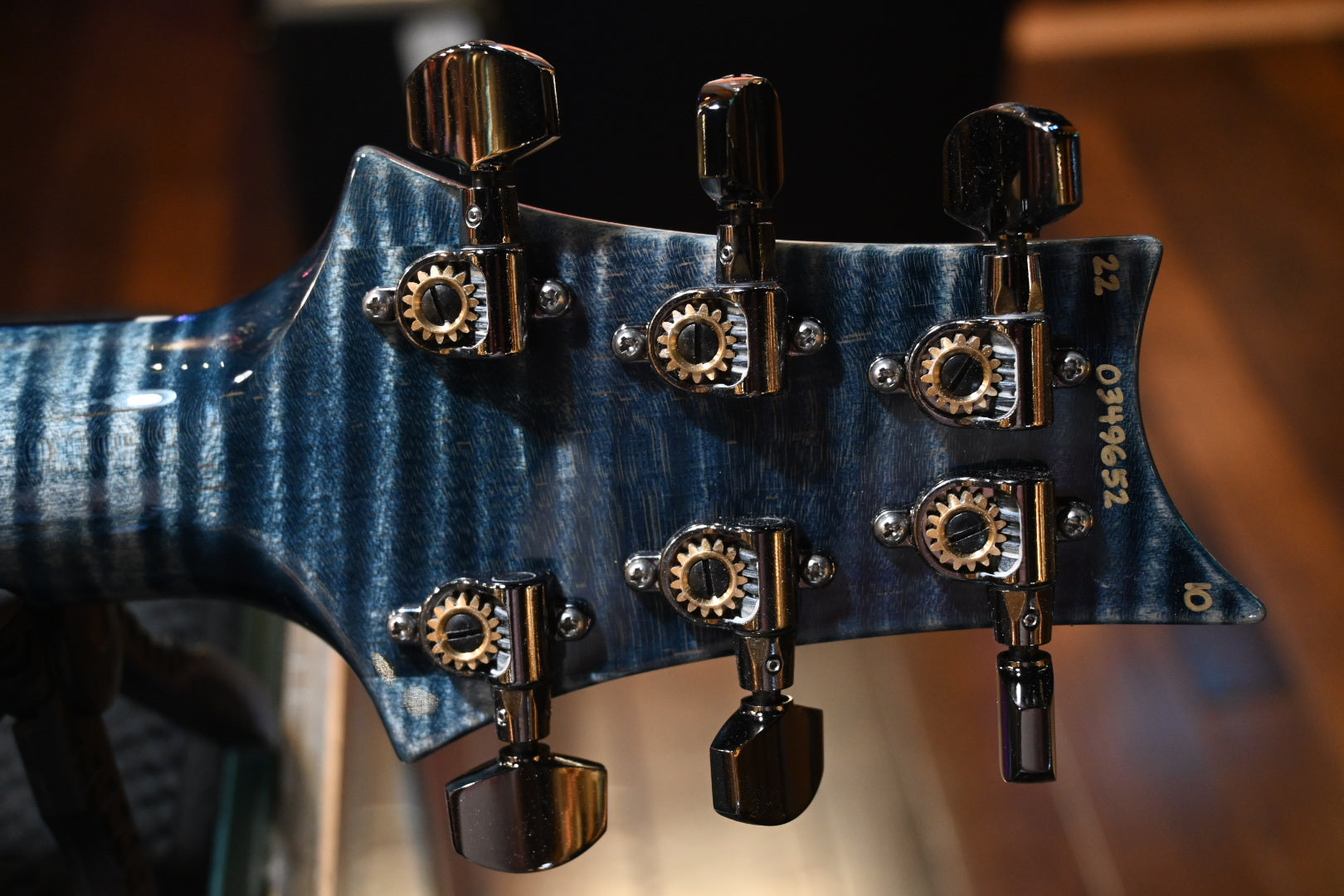 PRS Wood Library Modern Eagle V 10-Top Quilt Figured Maple Neck - Faded Whale Blue/Charcoal Back Guitar #9652 - Danville Music