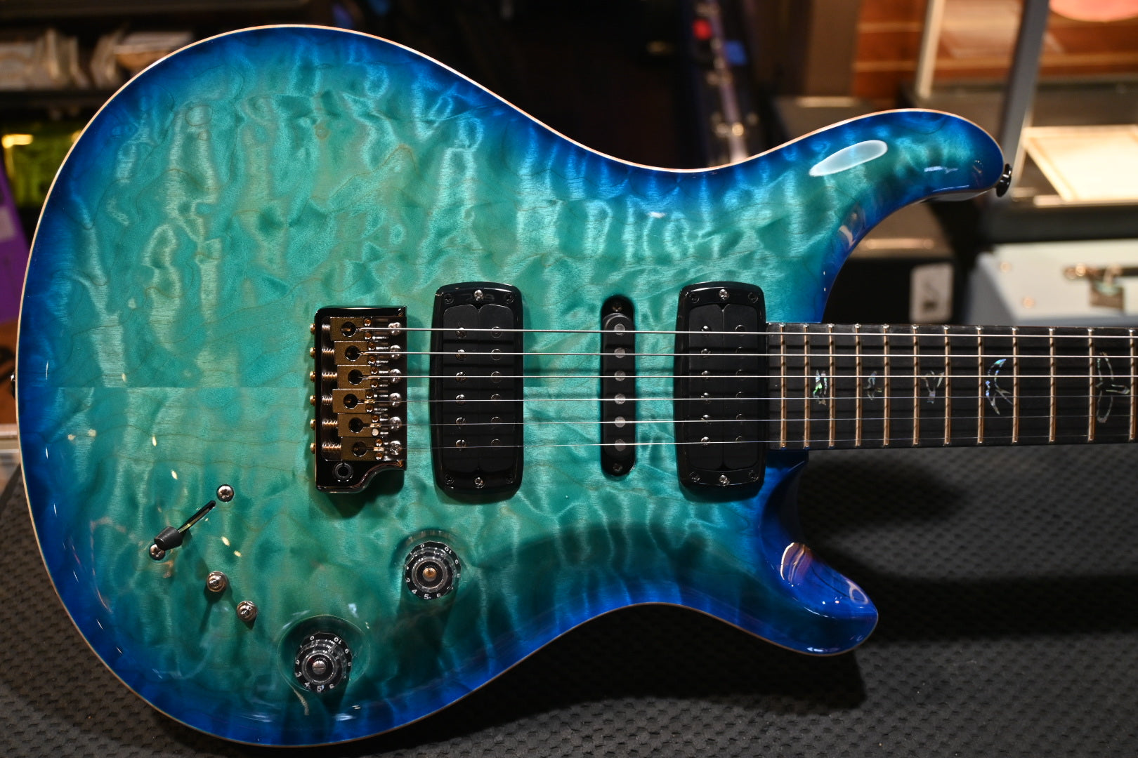 PRS Wood Library Modern Eagle V 10-Top Quilt - Makena Blue Guitar #9303 - Danville Music