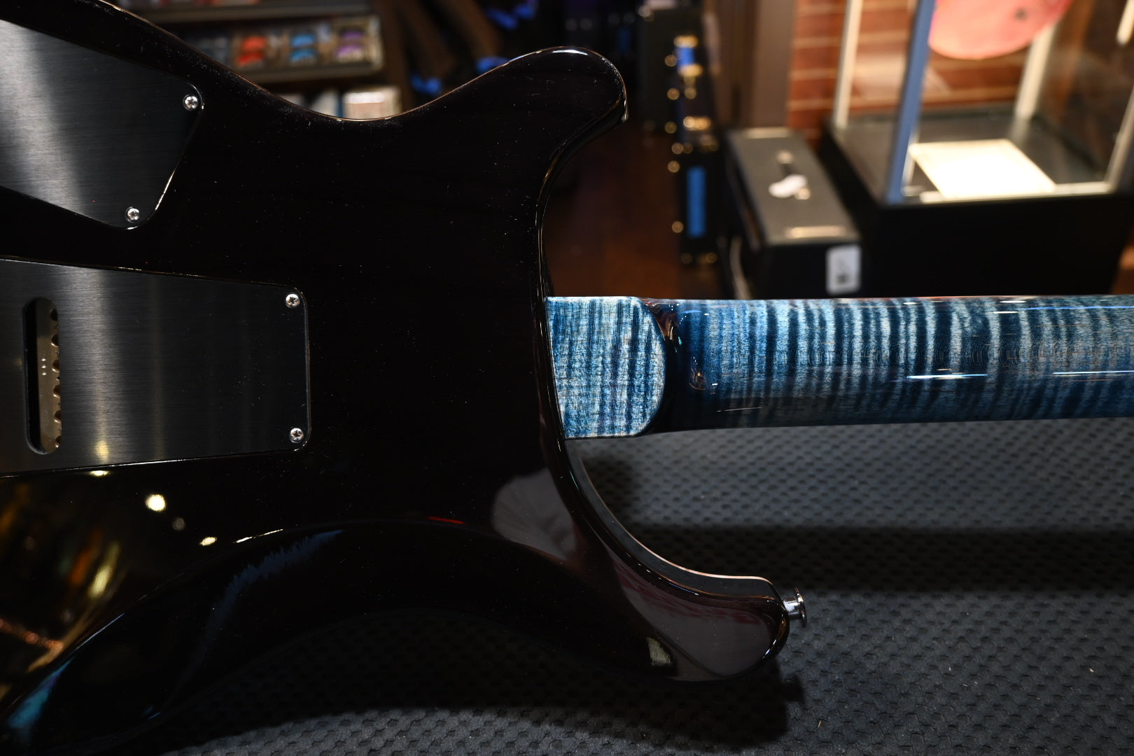 PRS Wood Library Modern Eagle V 10-Top Quilt Figured Maple Neck - Faded Whale Blue/Charcoal Back Guitar #9652 - Danville Music