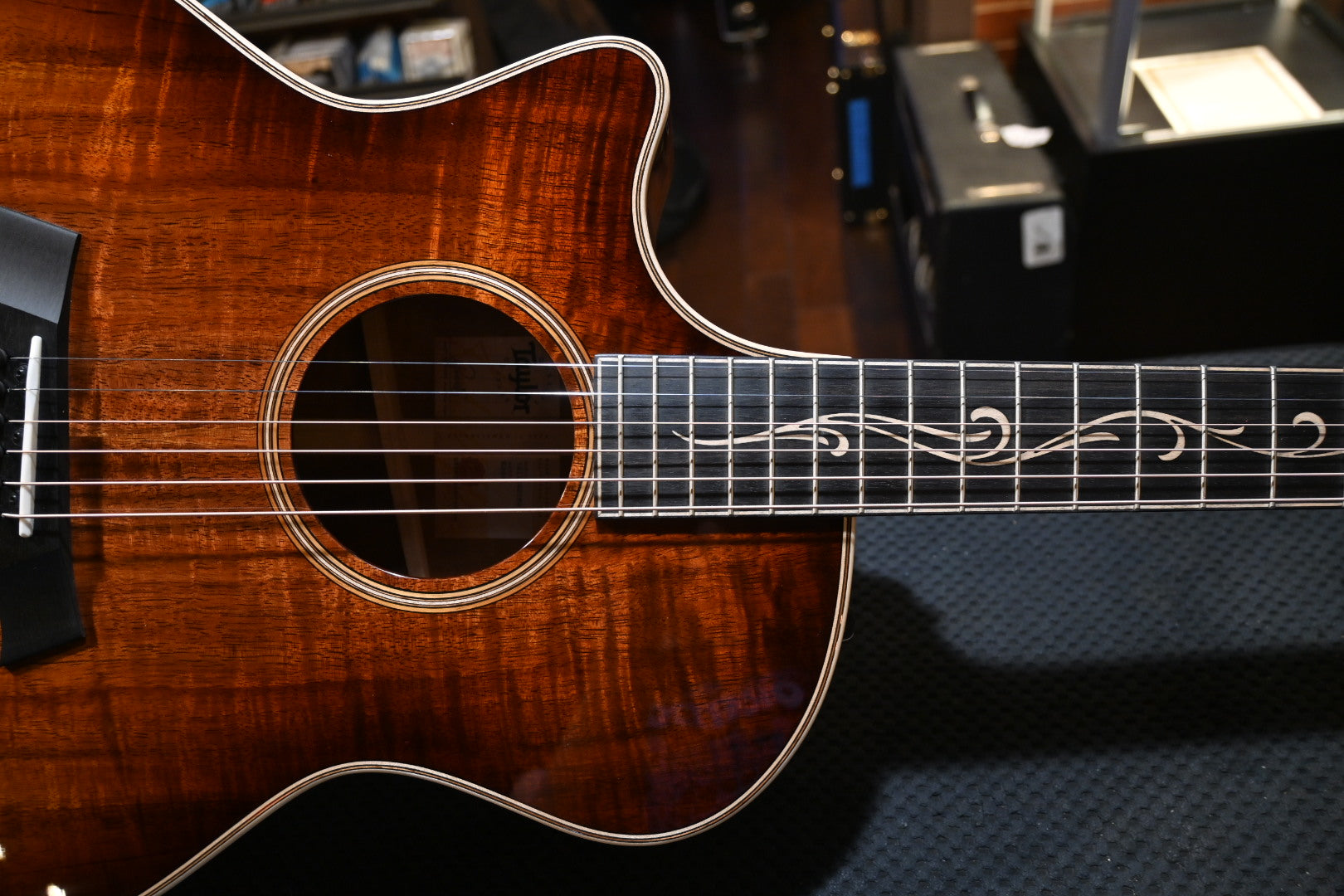 Taylor K24ce Left-Handed - Shaded Edge Burst Guitar #2162 w/a buy a GS Mini Koa for $299 Promo! - Danville Music