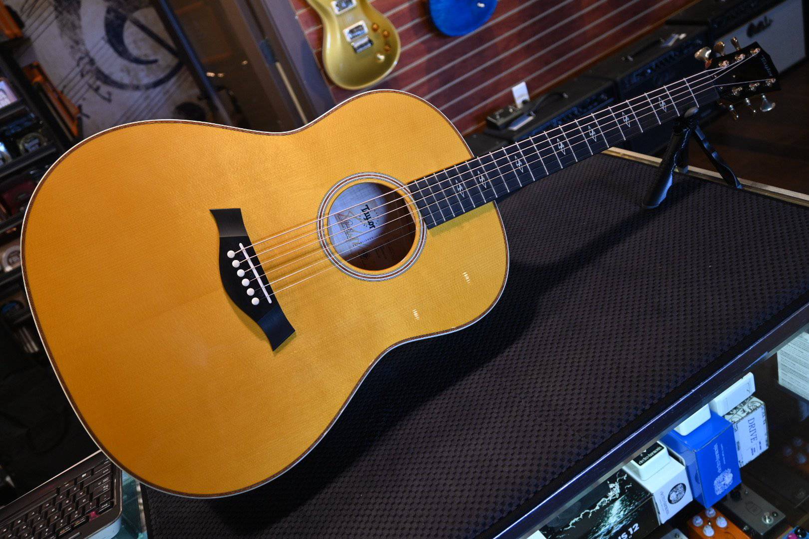 Taylor Custom GP European Spruce/Big Leaf Maple - Golden Amber #0118 - Danville Music