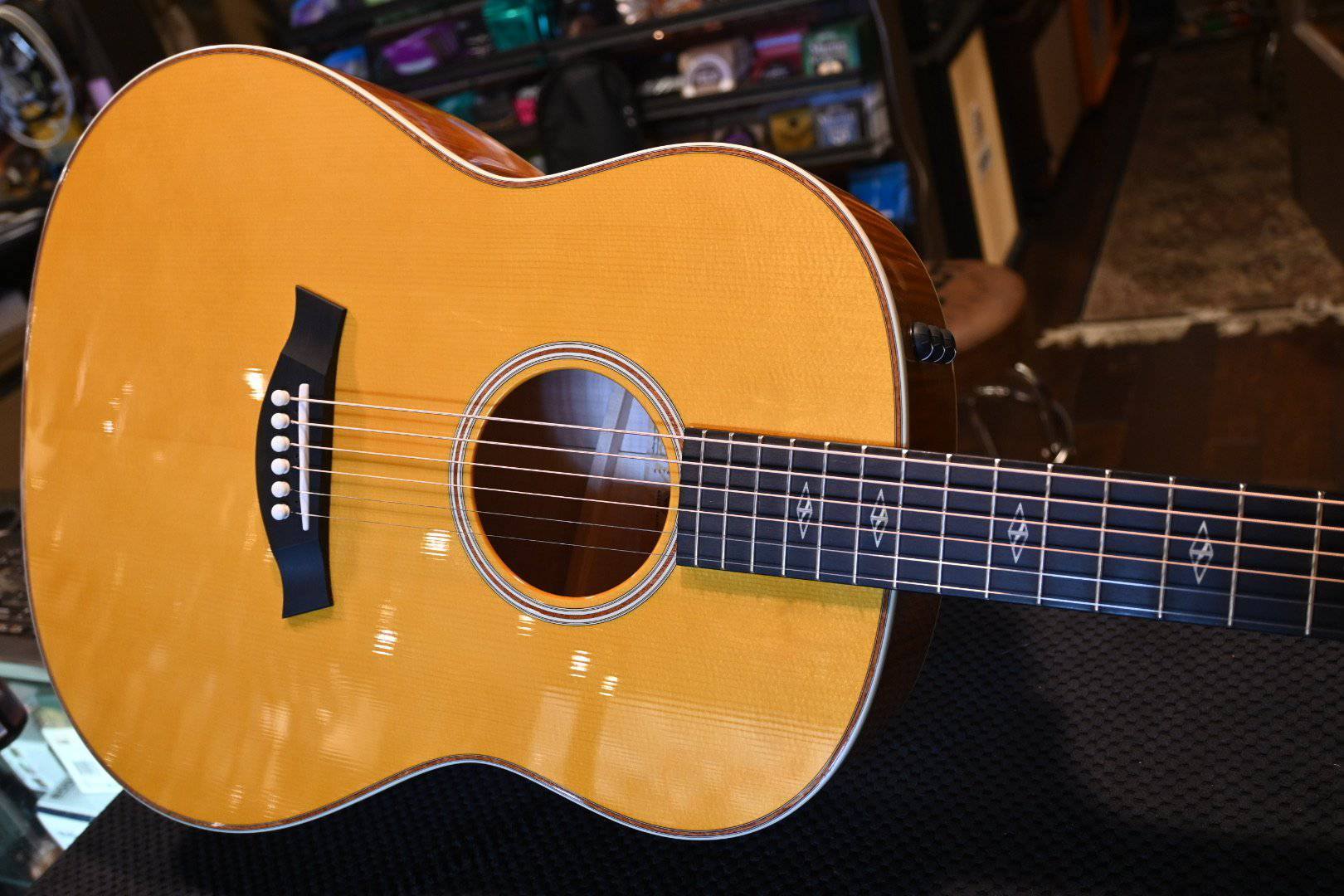 Taylor Custom GP European Spruce/Big Leaf Maple - Golden Amber #0118 - Danville Music